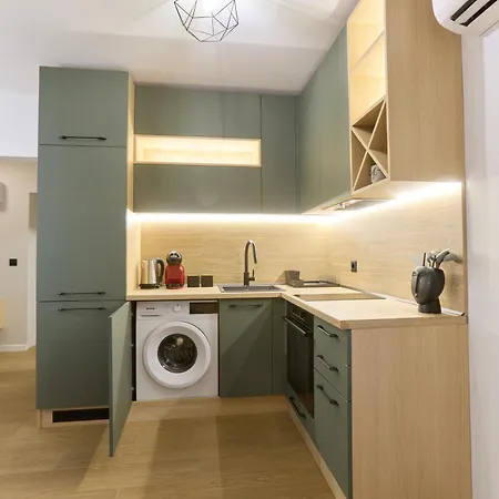 Modern Family Near The Beach, Free Parking Apartament
