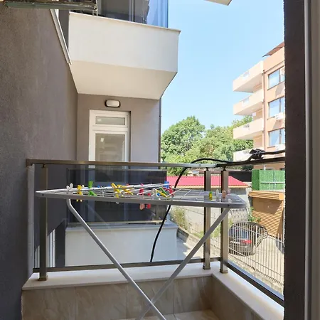 Lejlighed Modern Family Near The Beach, Free Parking